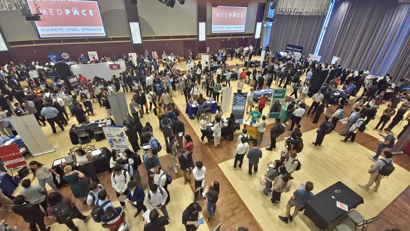 Image of the floor of the Tech and Analytics Career Fair