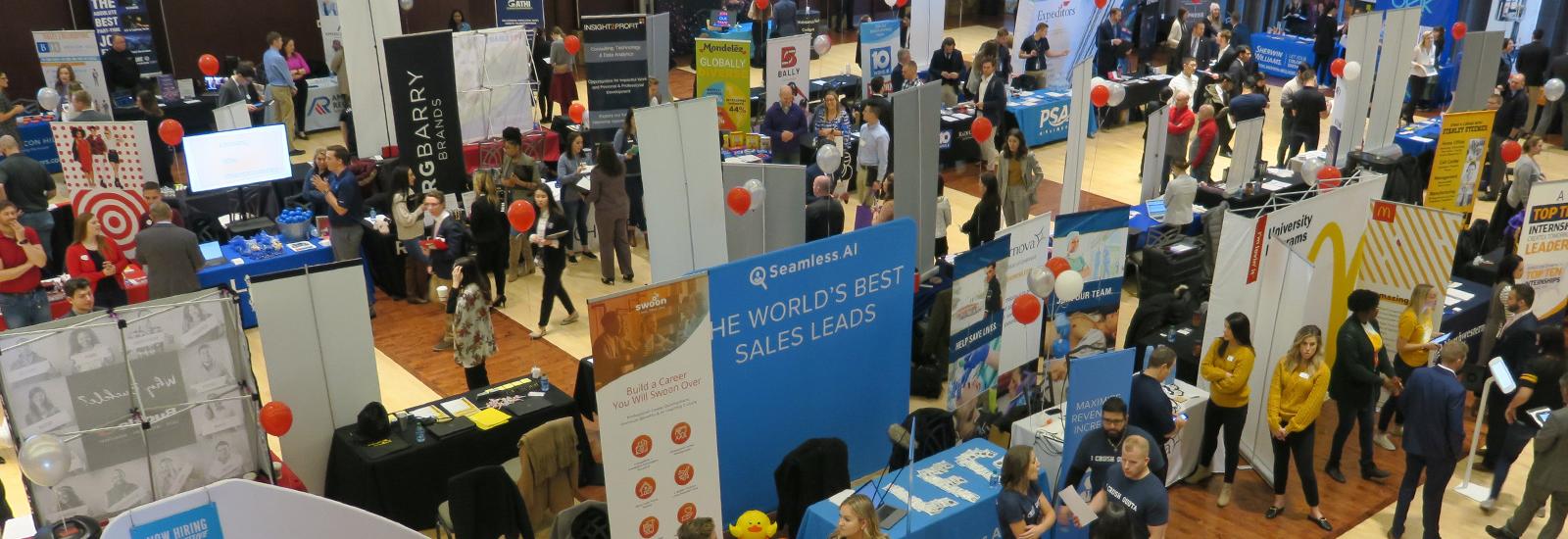 A crowded overhead shot of the Summer Internship and Opportunity Fair